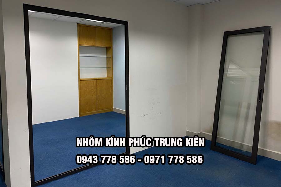 nhom-kinh-phuc-trung-kien